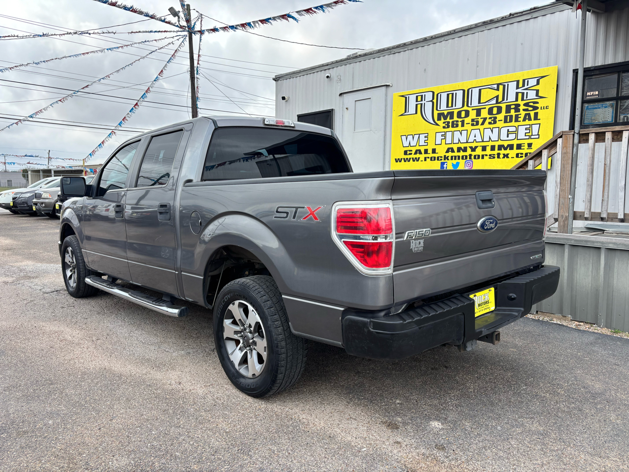 Ford F-150 2WD SuperCrew 145" STX 2014