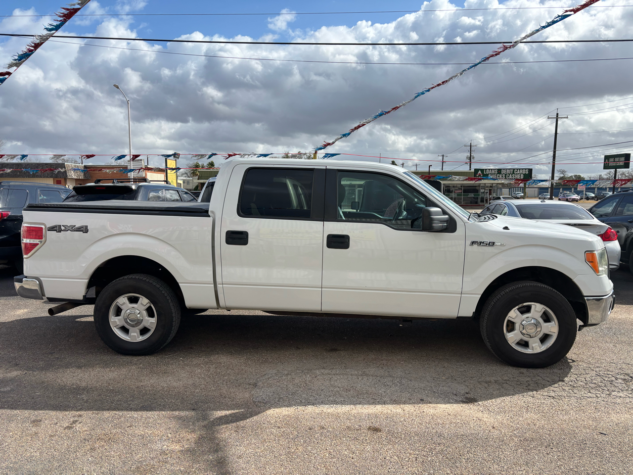 Ford F-150 4WD SuperCrew 145" XLT 2013