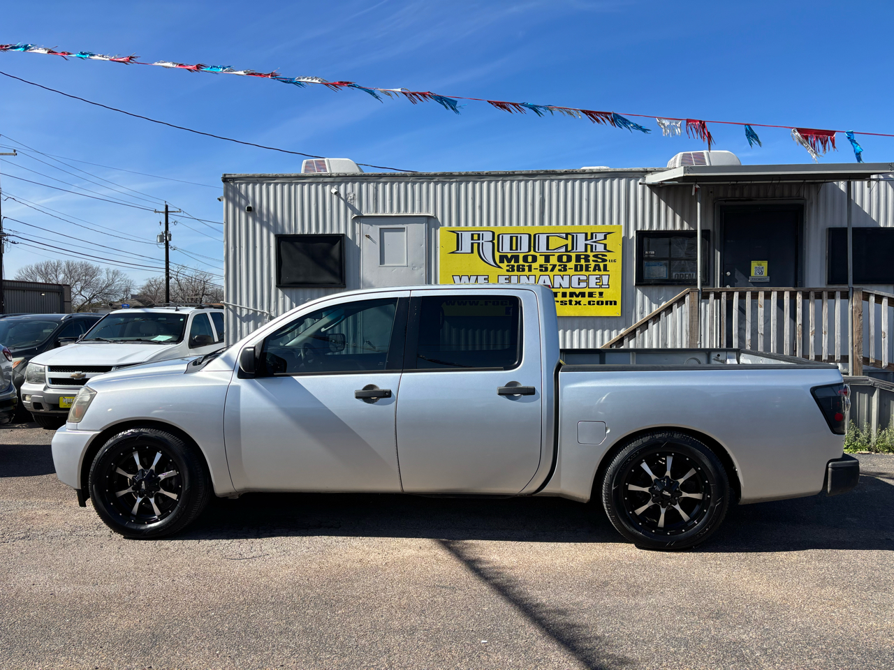 Nissan Titan 2WD Crew Cab SWB XE 2010