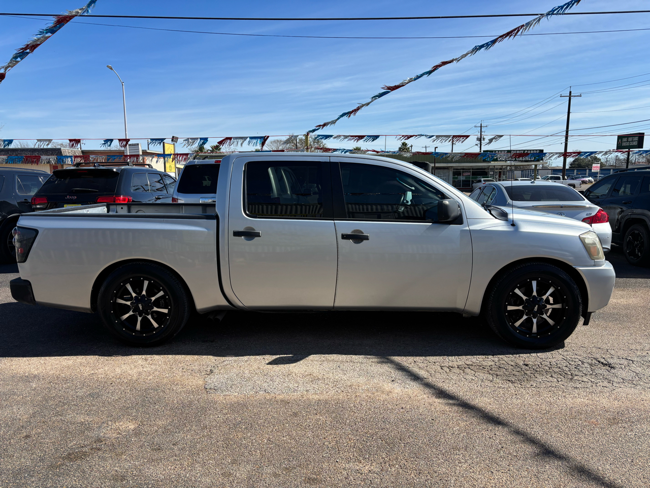 Nissan Titan 2WD Crew Cab SWB XE 2010