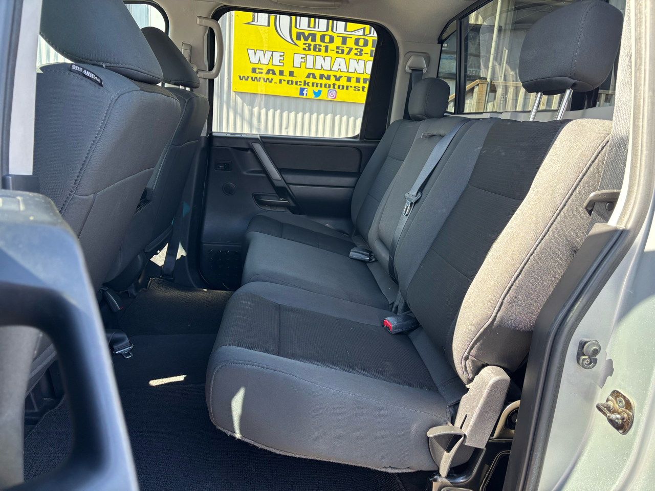 Nissan Titan 2WD Crew Cab SWB XE 2010