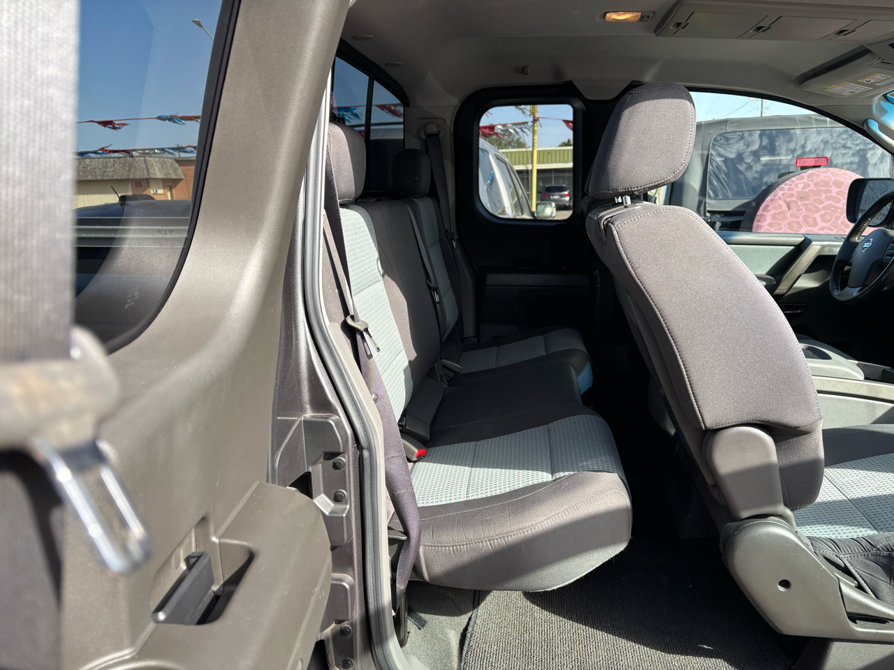 Nissan Titan SE King Cab 2WD 2005