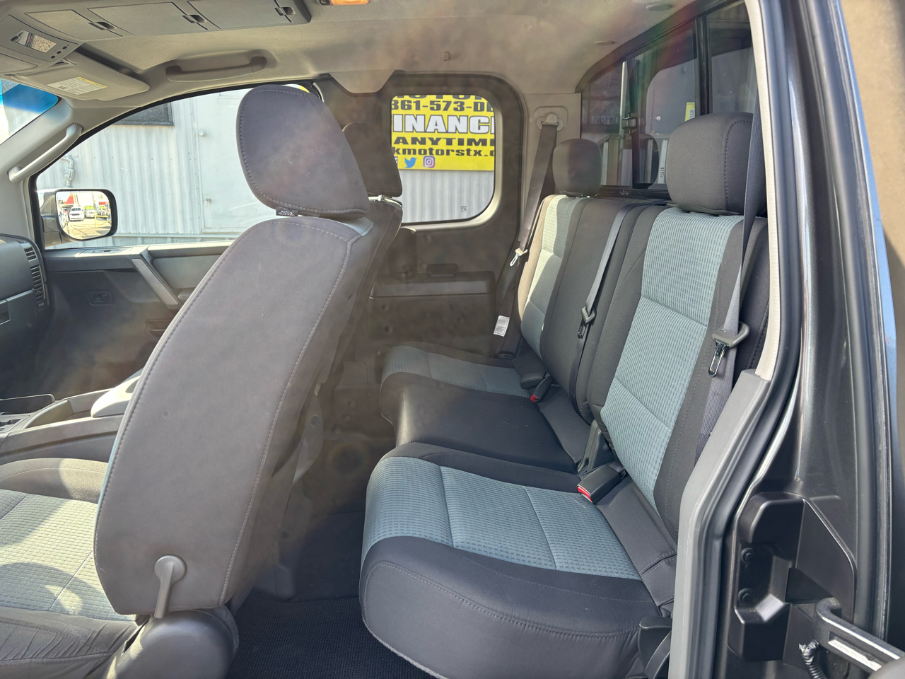 Nissan Titan SE King Cab 2WD 2005