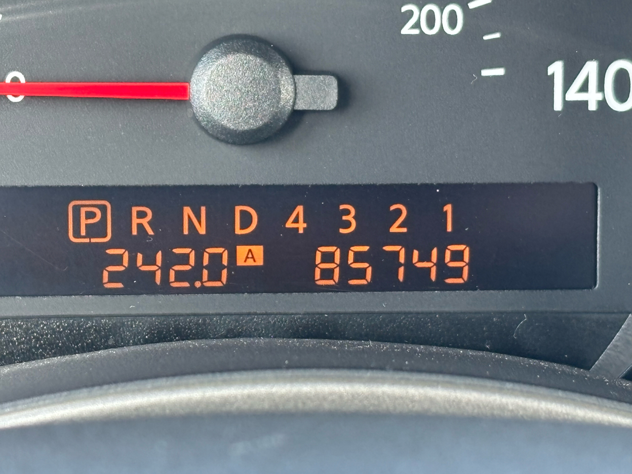 Nissan Titan SE King Cab 2WD 2005