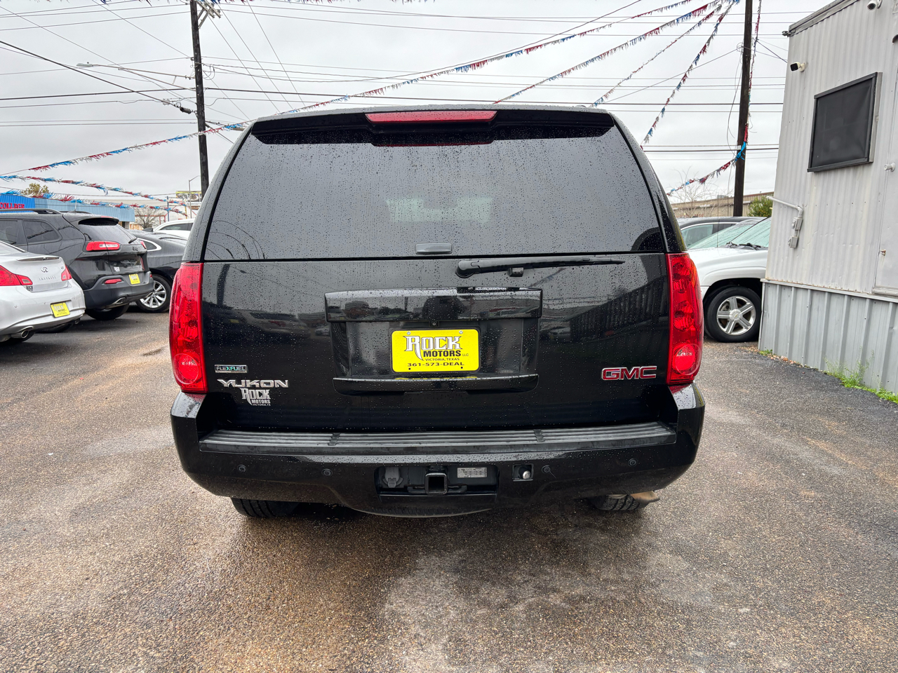 GMC Yukon 2WD 4dr 1500 SLE 2010