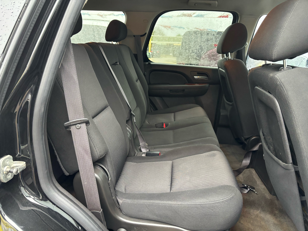 GMC Yukon 2WD 4dr 1500 SLE 2010