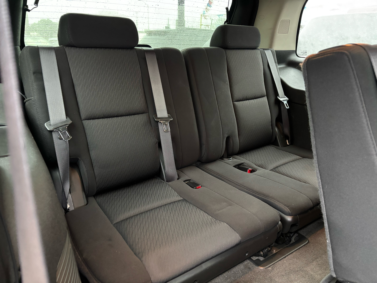 GMC Yukon 2WD 4dr 1500 SLE 2010