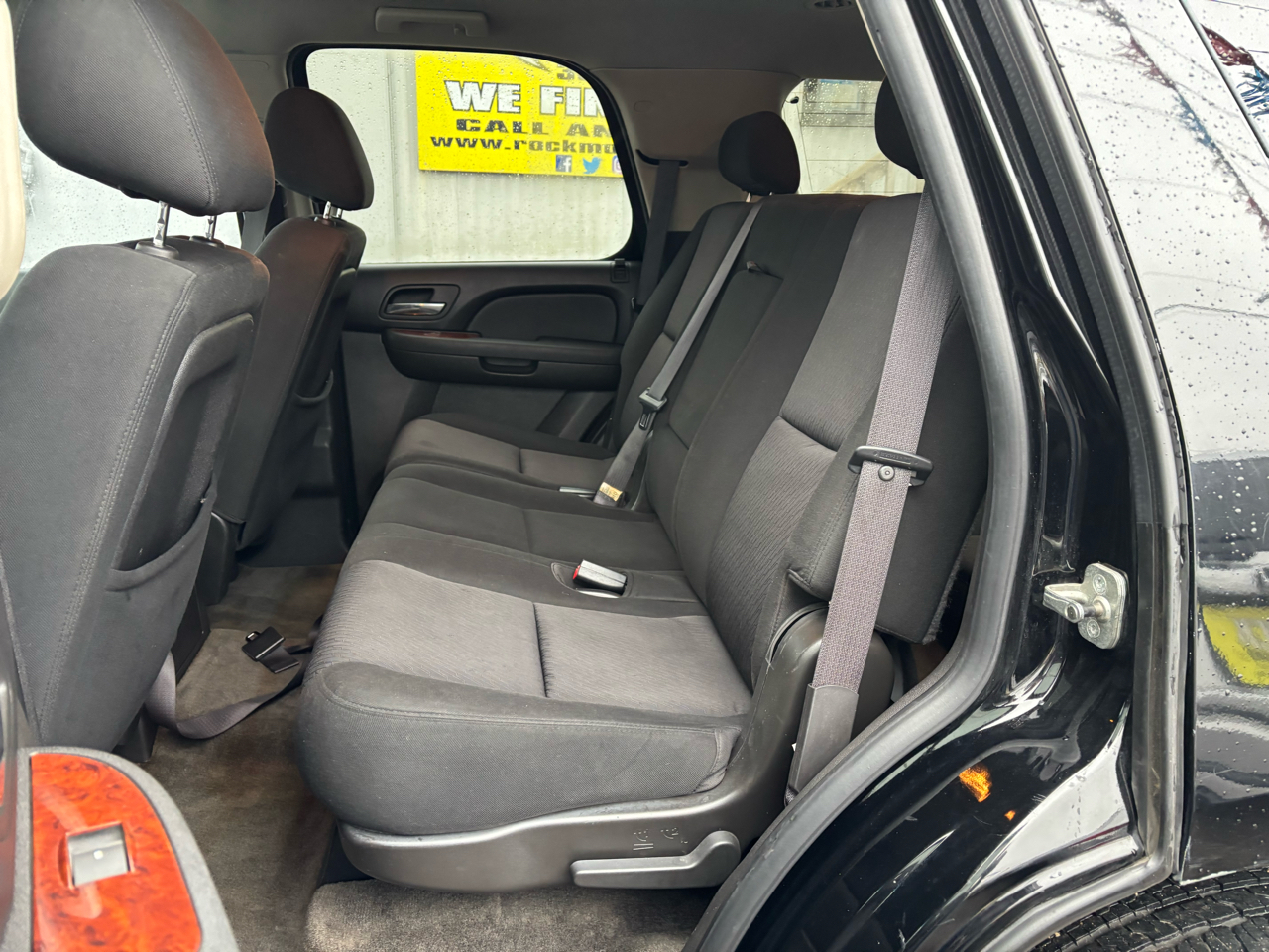 GMC Yukon 2WD 4dr 1500 SLE 2010