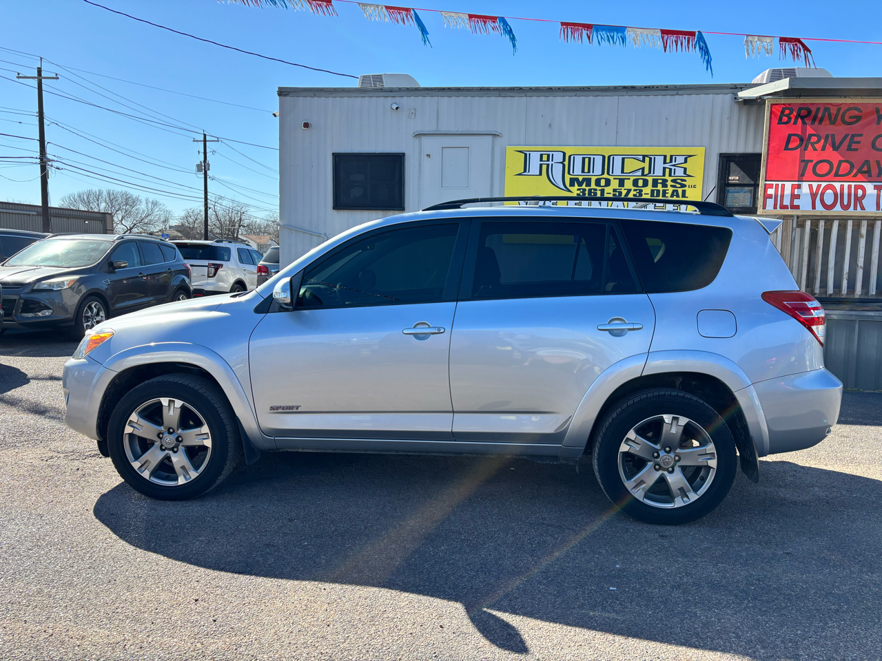 Toyota RAV4 FWD 4dr I4 Sport (Natl) 2012