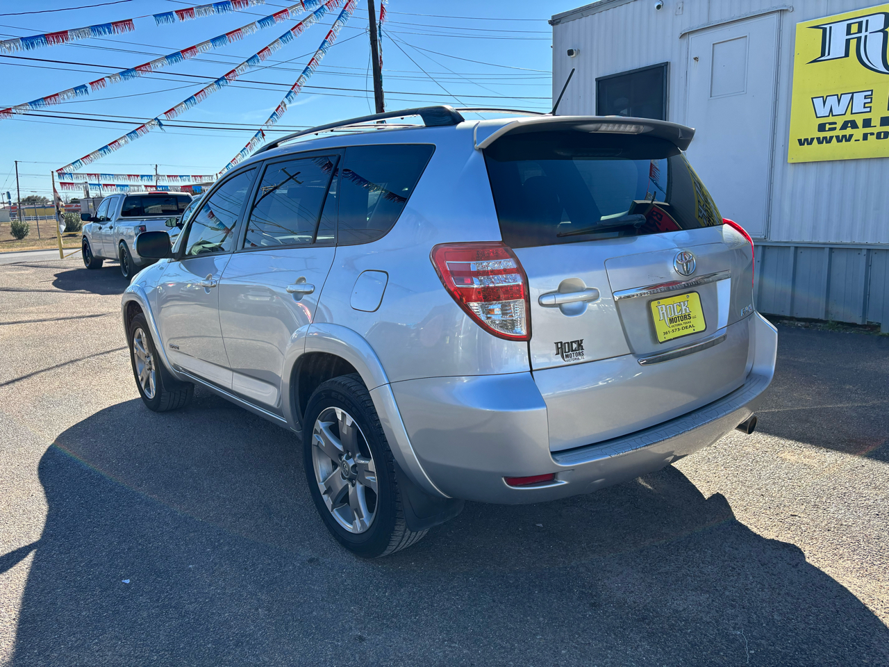 Toyota RAV4 FWD 4dr I4 Sport (Natl) 2012