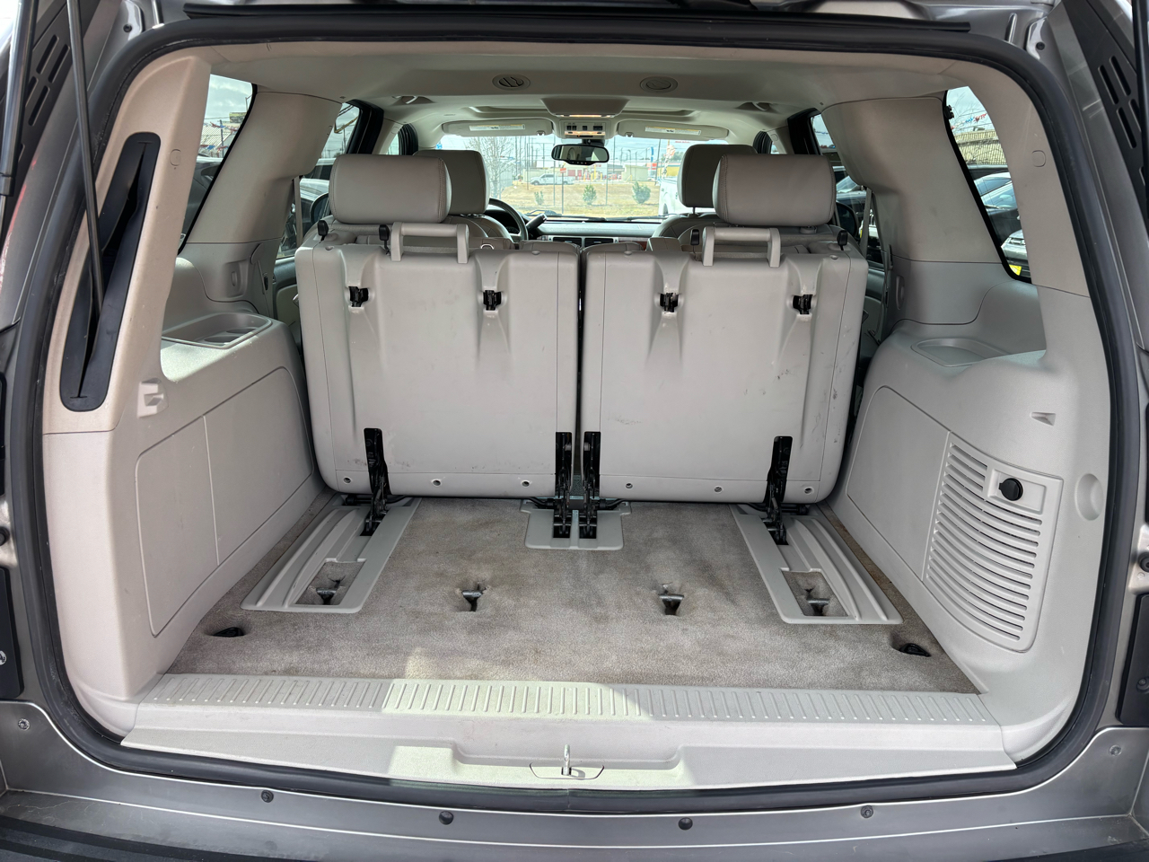 Chevrolet Tahoe 2WD 4dr 1500 LTZ 2009