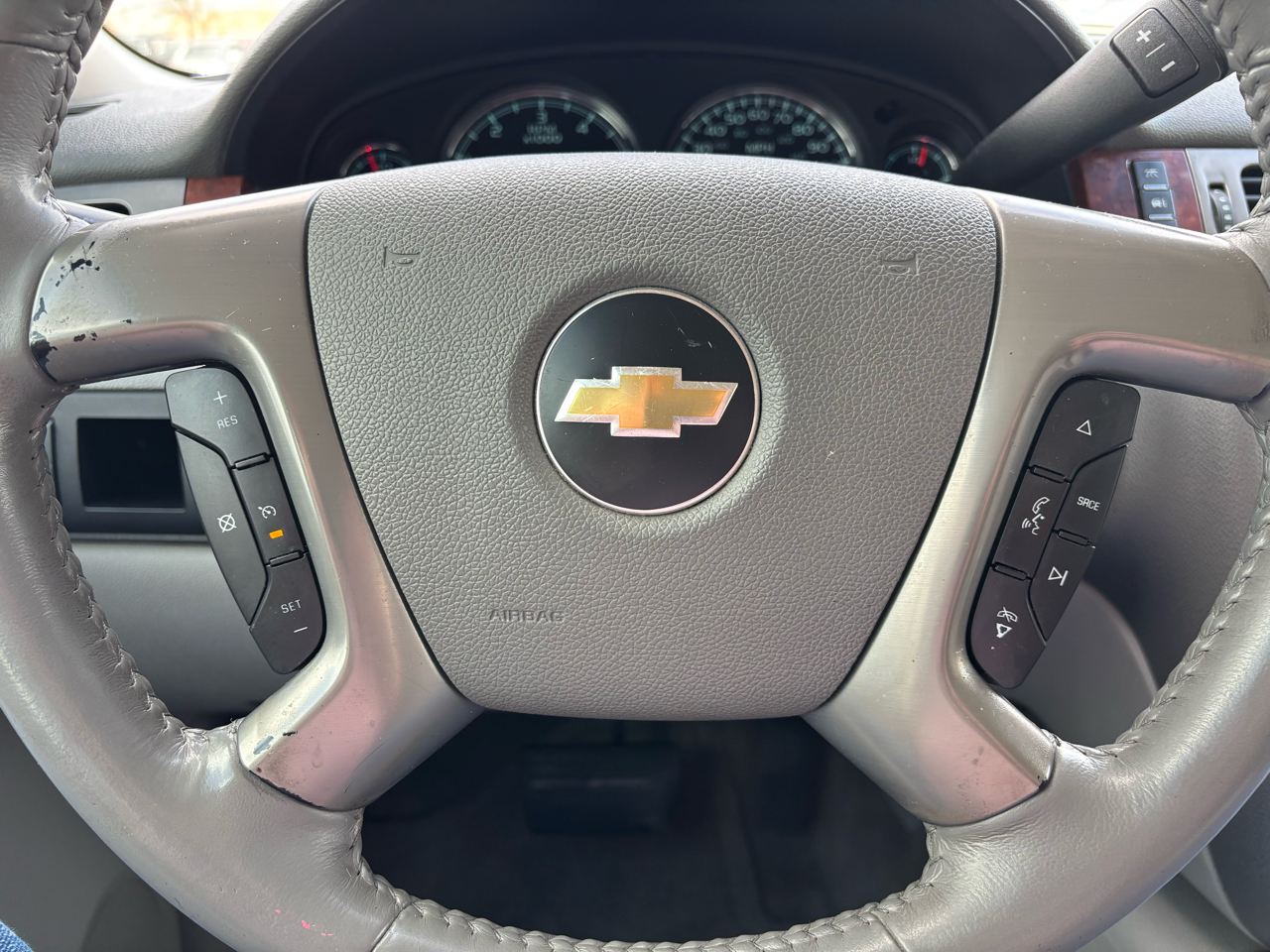 Chevrolet Tahoe 2WD 4dr 1500 LTZ 2009