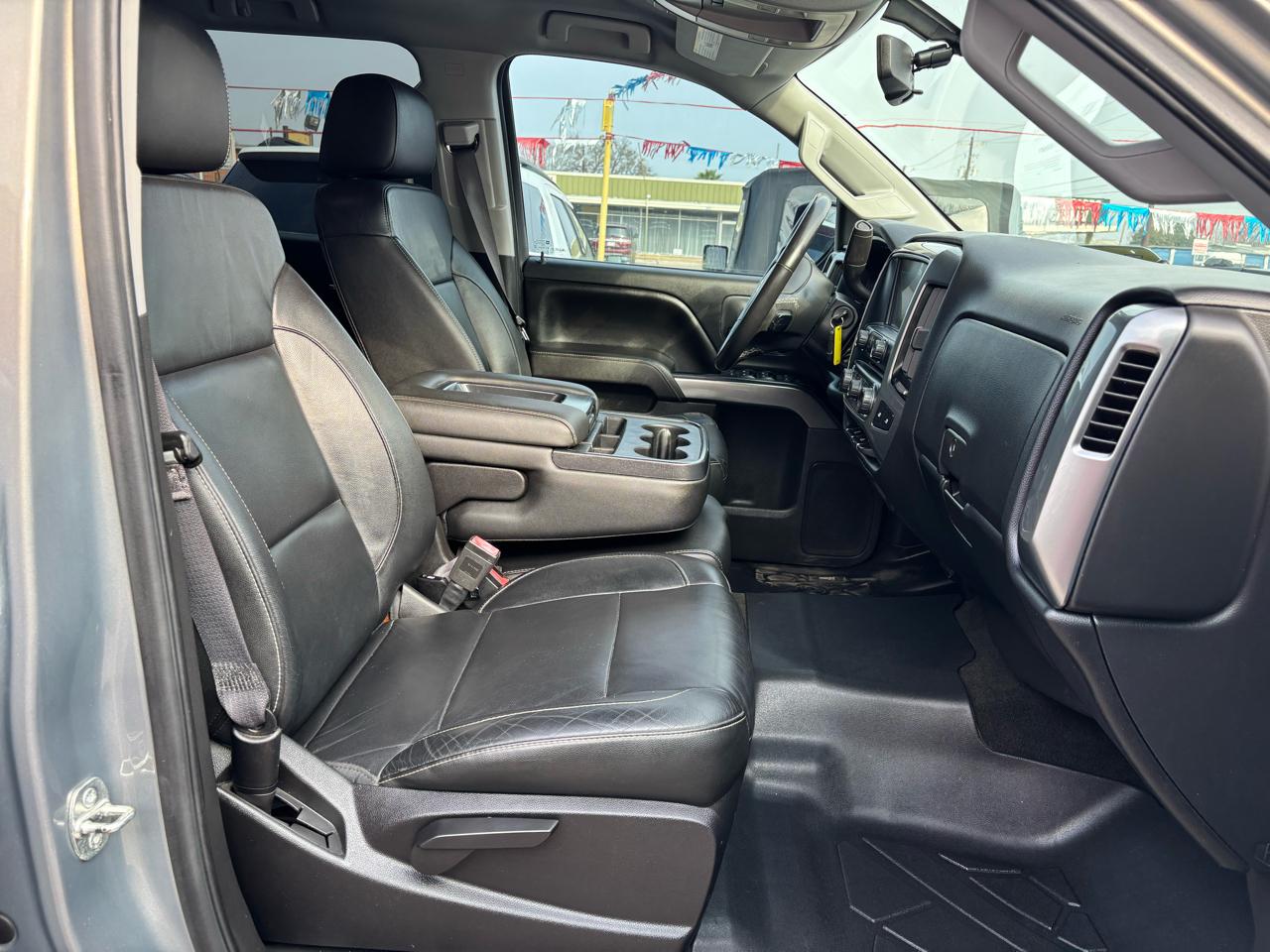 Chevrolet Silverado 1500 2WD Crew Cab 143.5" LT 2017