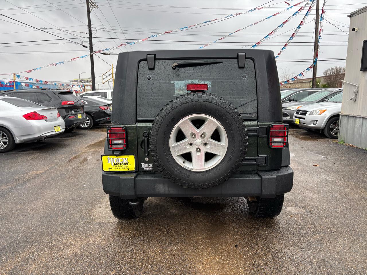 Jeep Wrangler Unlimited 4WD 4dr Sport 2010