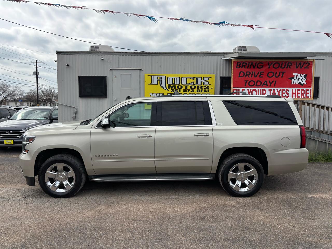 Chevrolet Suburban 2WD 4dr LTZ 2015