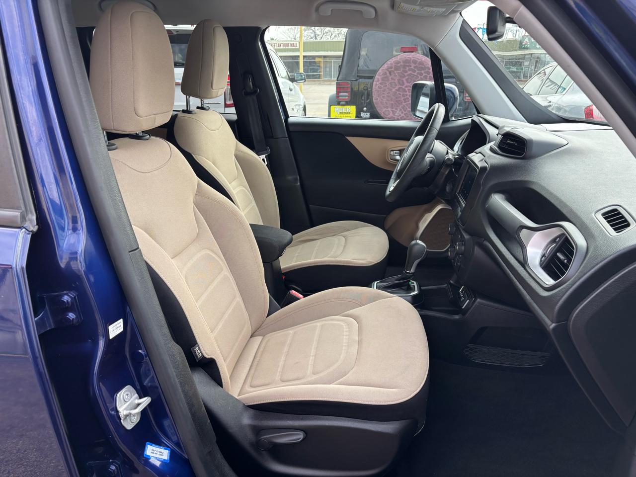 Jeep Renegade Latitude FWD 2019