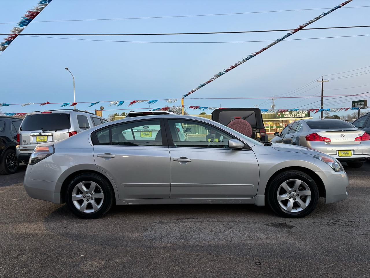 Nissan Altima 4dr Sdn I4 CVT 2.5 SL 2009