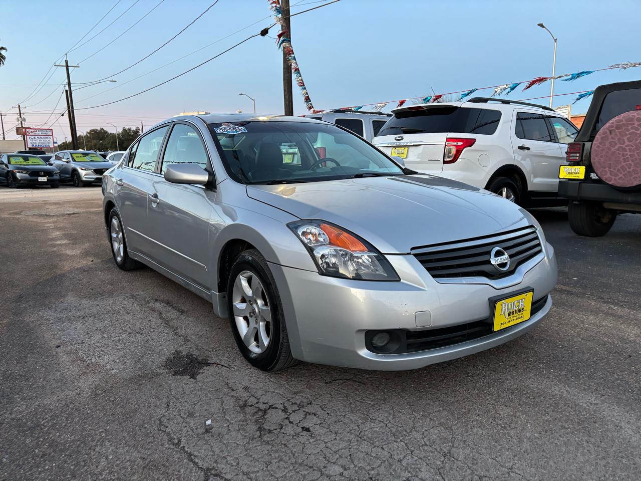 Nissan Altima 4dr Sdn I4 CVT 2.5 SL 2009