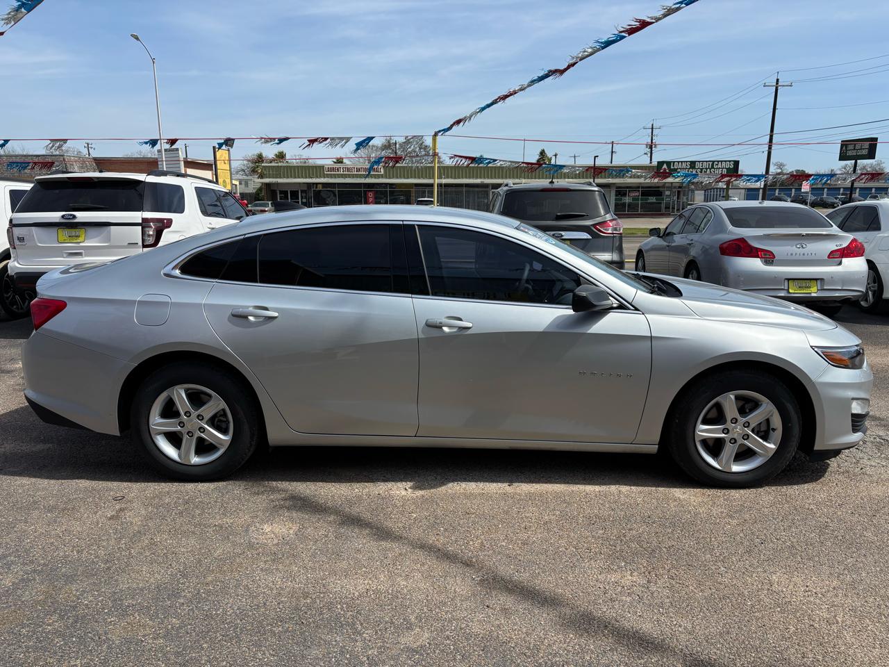Chevrolet Malibu 4dr Sdn LS w/1FL 2022