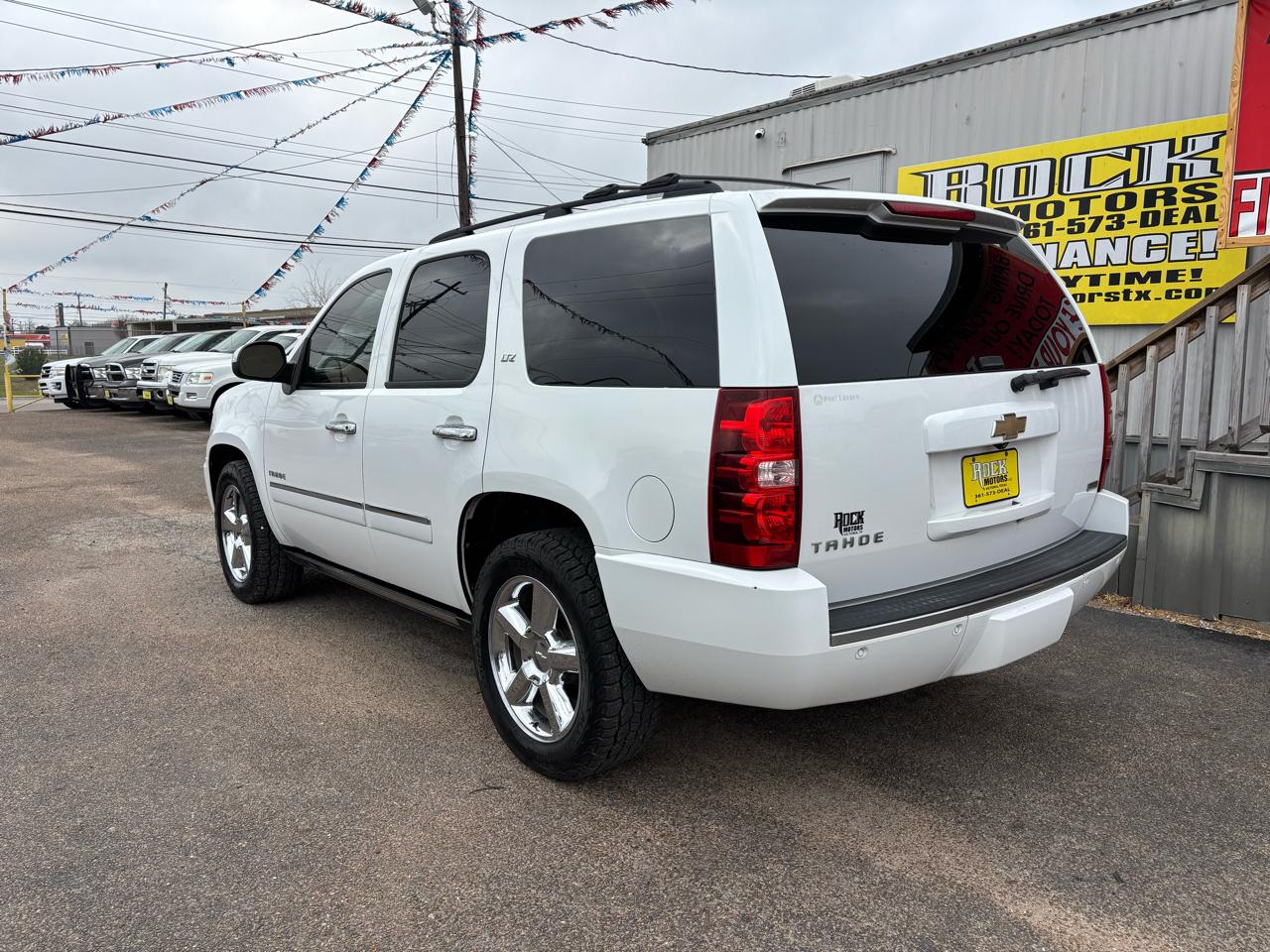 Chevrolet Tahoe 2WD 4dr 1500 LTZ 2011