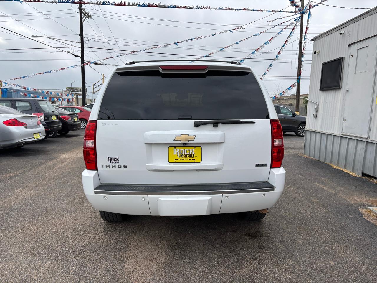 Chevrolet Tahoe 2WD 4dr 1500 LTZ 2011