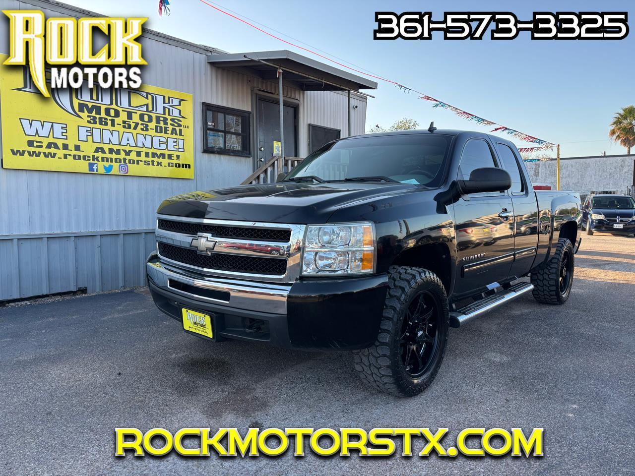 2011 Chevrolet Silverado 1500 2WD Ext Cab 143.5" LS