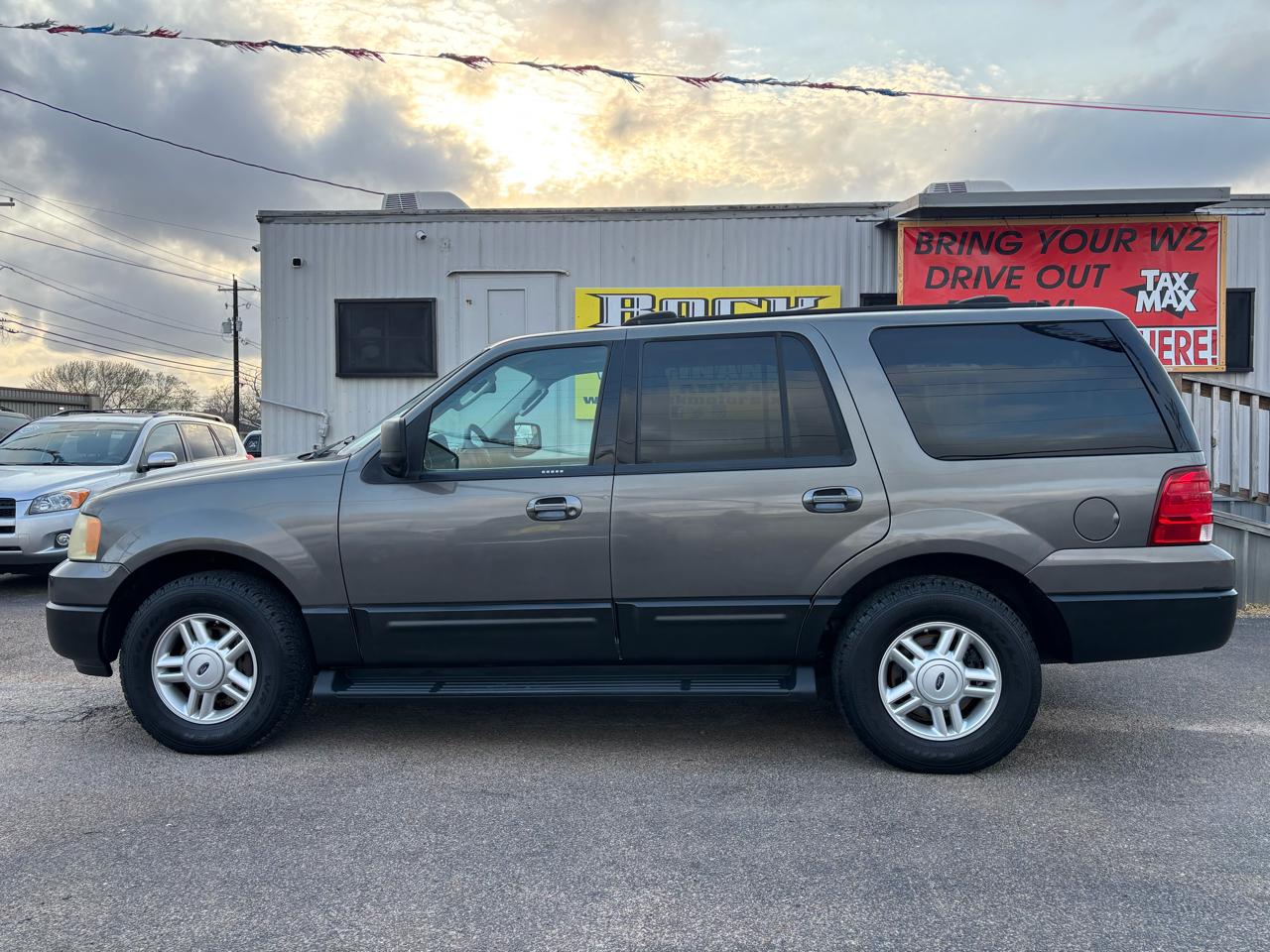 Ford Expedition 5.4L Special Service 4WD 2004