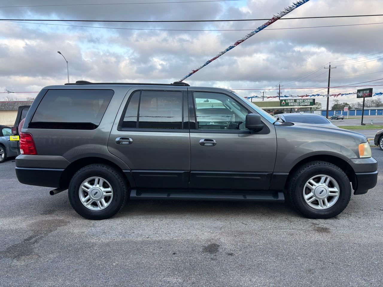 Ford Expedition 5.4L Special Service 4WD 2004