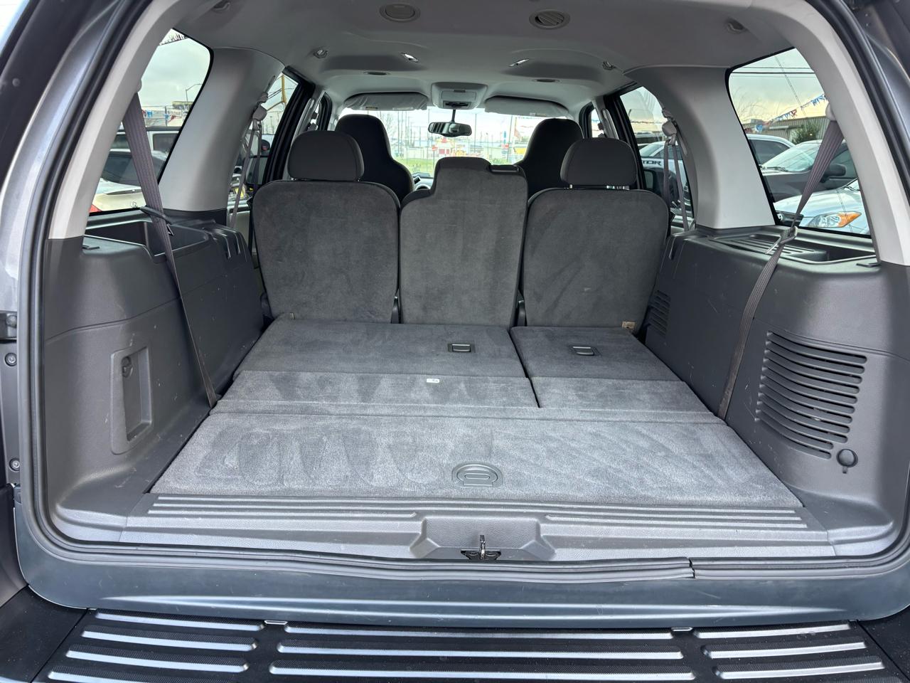 Ford Expedition 5.4L Special Service 4WD 2004