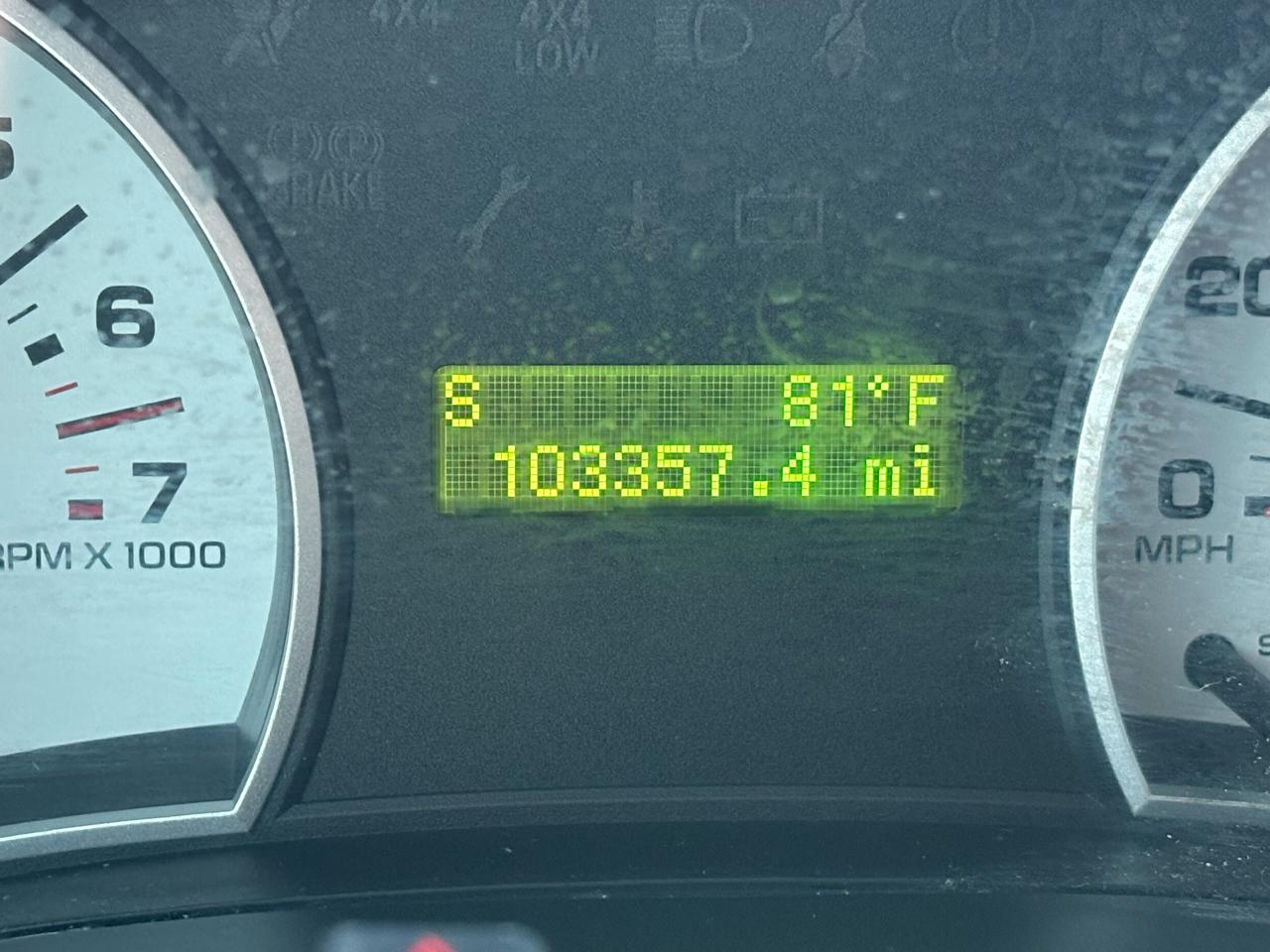 Ford Explorer Sport Trac RWD 4dr XLT 2010