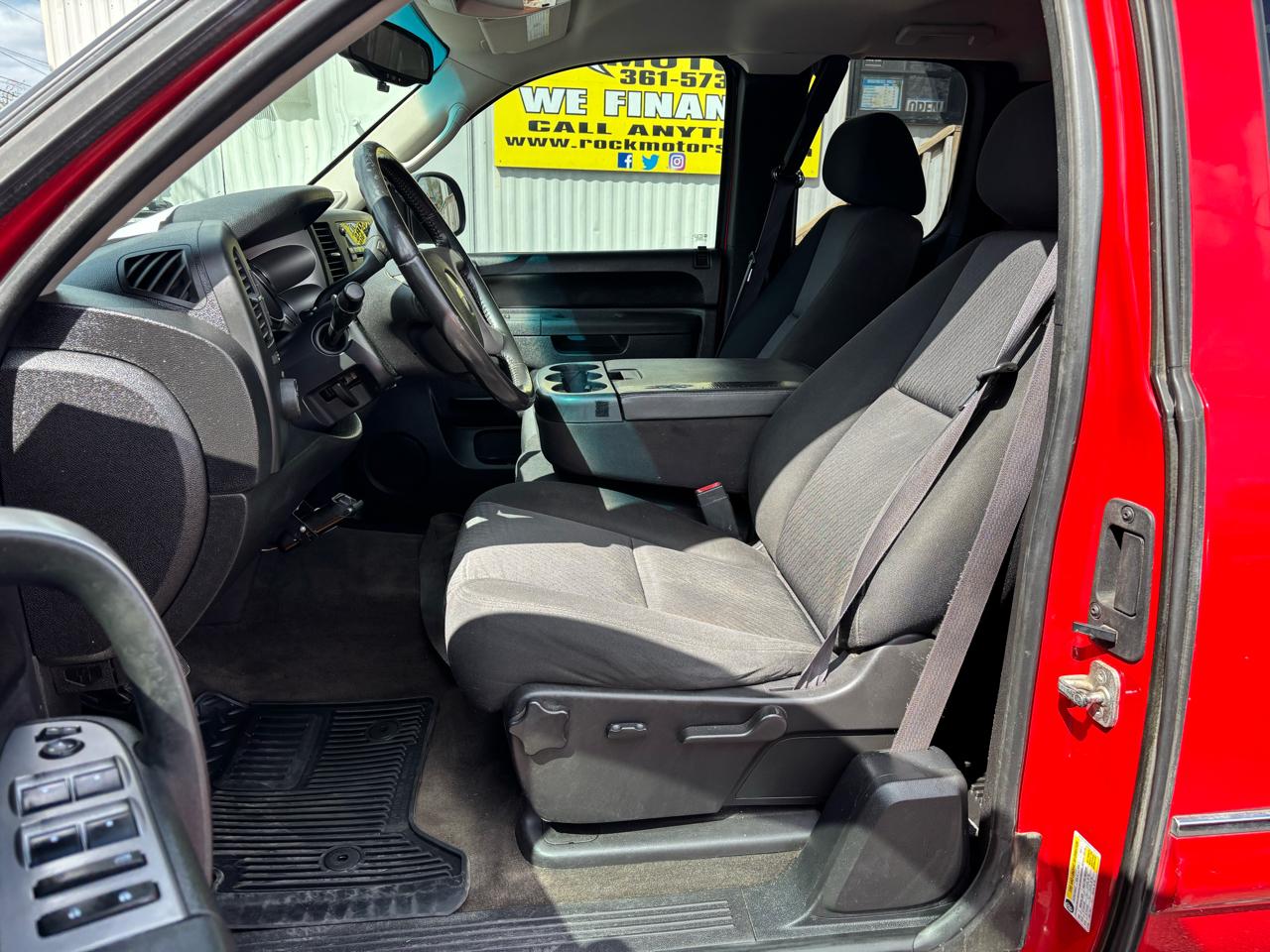 Chevrolet Silverado 1500 2WD Ext Cab 143.5" LT 2012