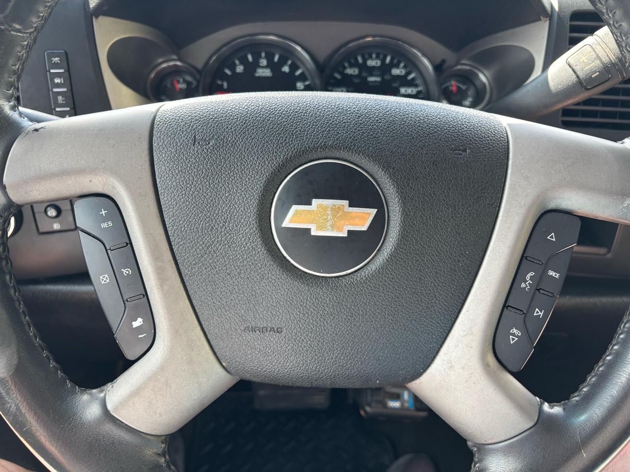 Chevrolet Silverado 1500 2WD Ext Cab 143.5" LT 2012