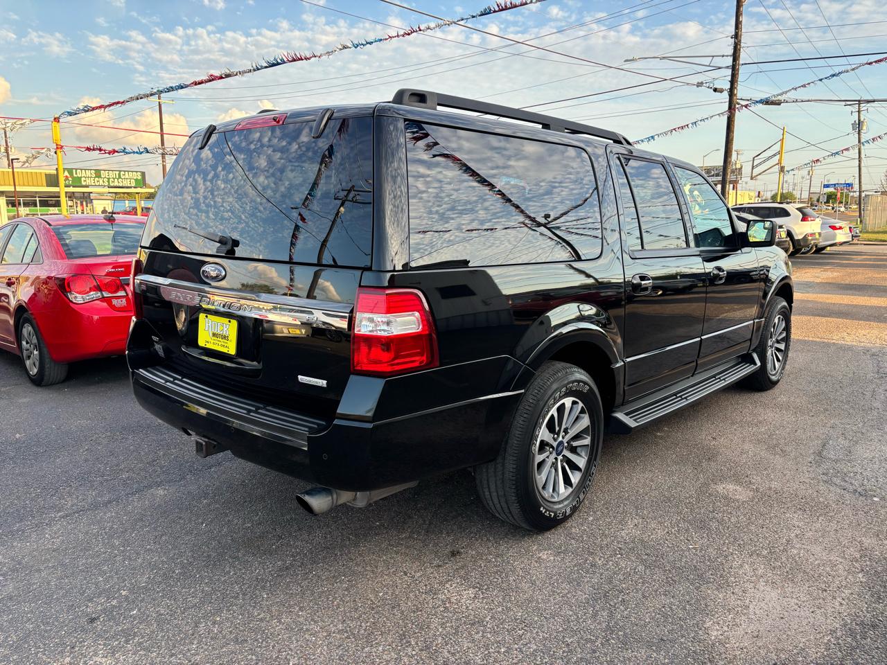 Ford Expedition EL 2WD 4dr XLT 2016