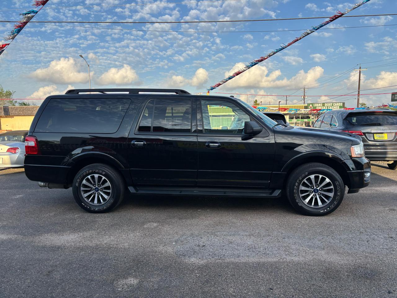 Ford Expedition EL 2WD 4dr XLT 2016