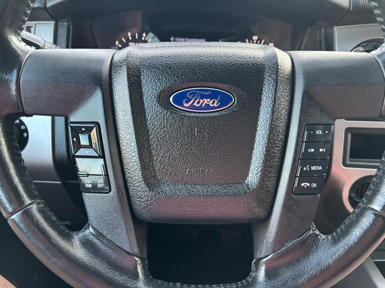 Ford Expedition EL 2WD 4dr XLT 2016