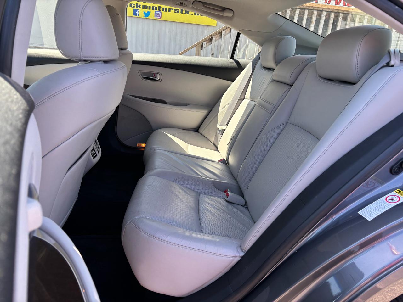 Lexus ES 350 4dr Sdn 2012