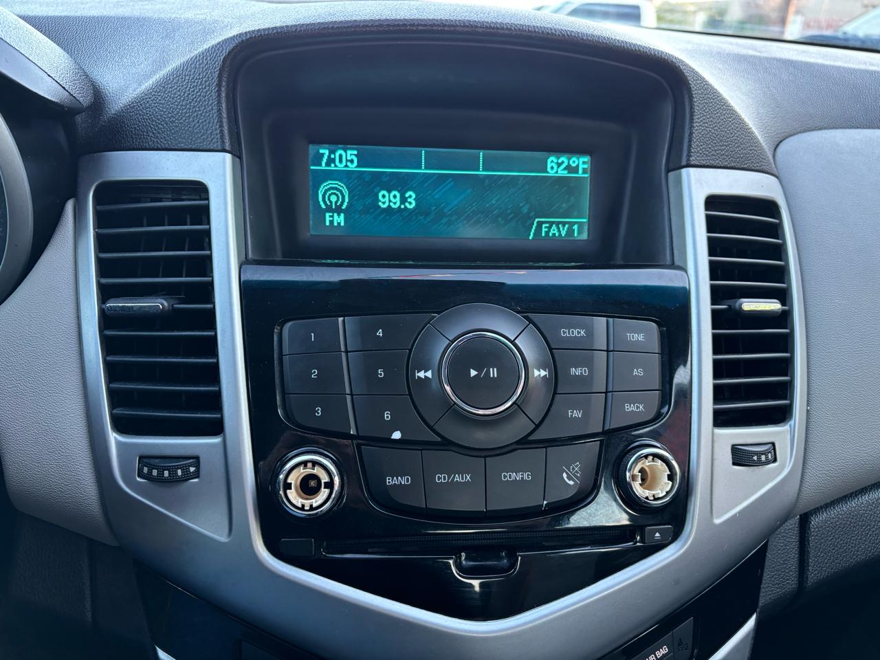 Chevrolet Cruze 4dr Sdn Man LS 2015