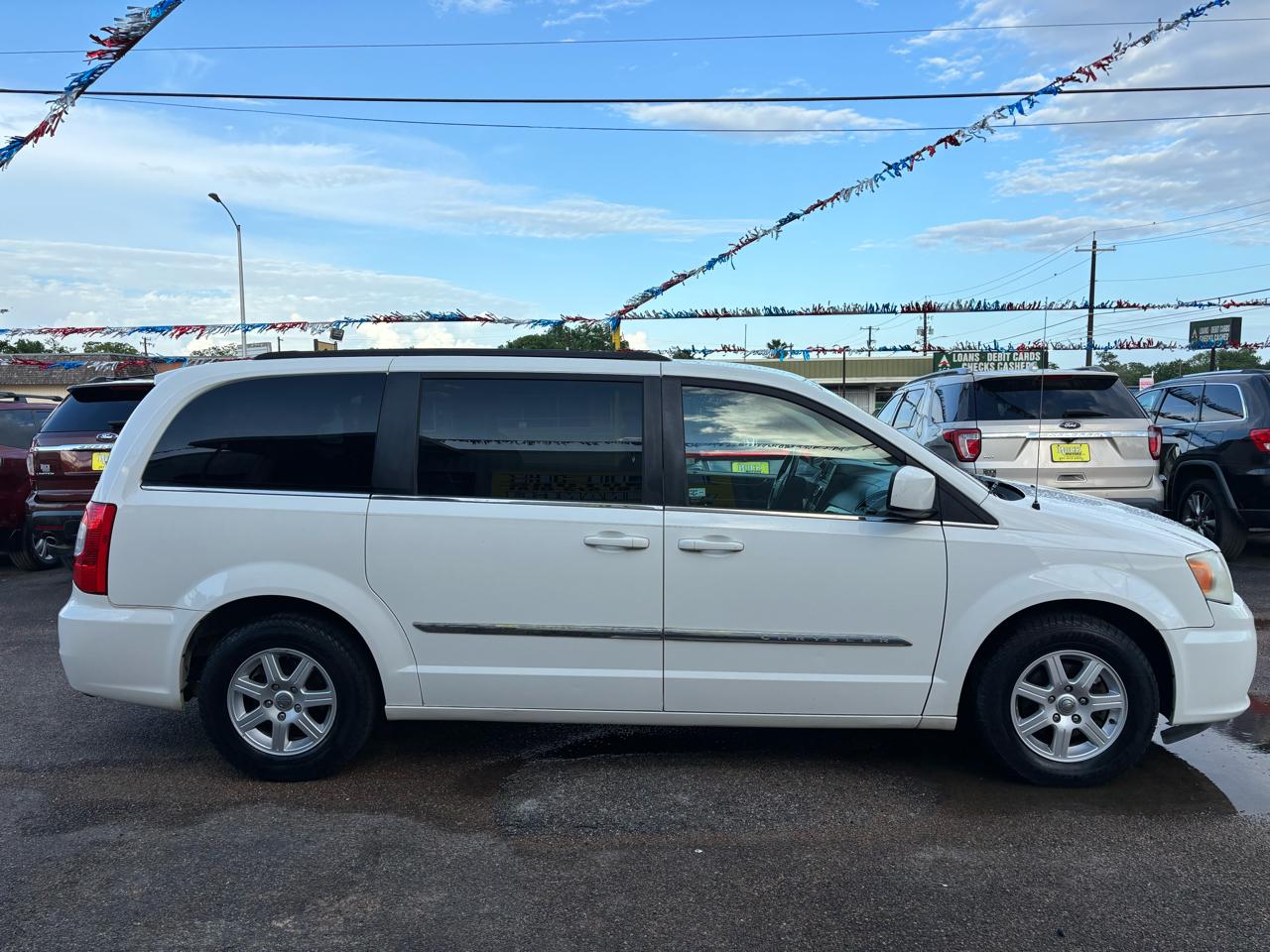 Chrysler Town & Country 4dr Wgn Touring 2014