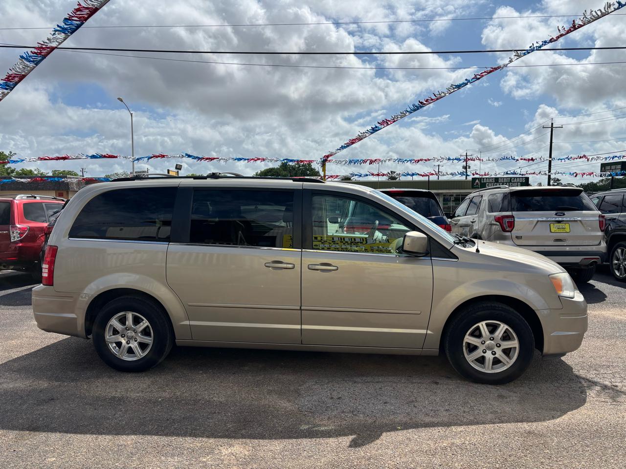 Chrysler Town & Country 4dr Wgn Touring 2008