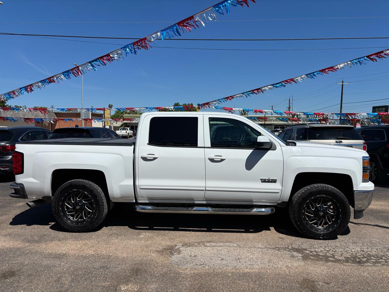 Chevrolet Silverado 1500 2WD Crew Cab 143.5" LT w/1LT 2015