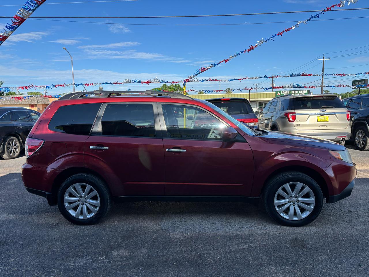 Subaru Forester 4dr Auto 2.5X Premium 2011