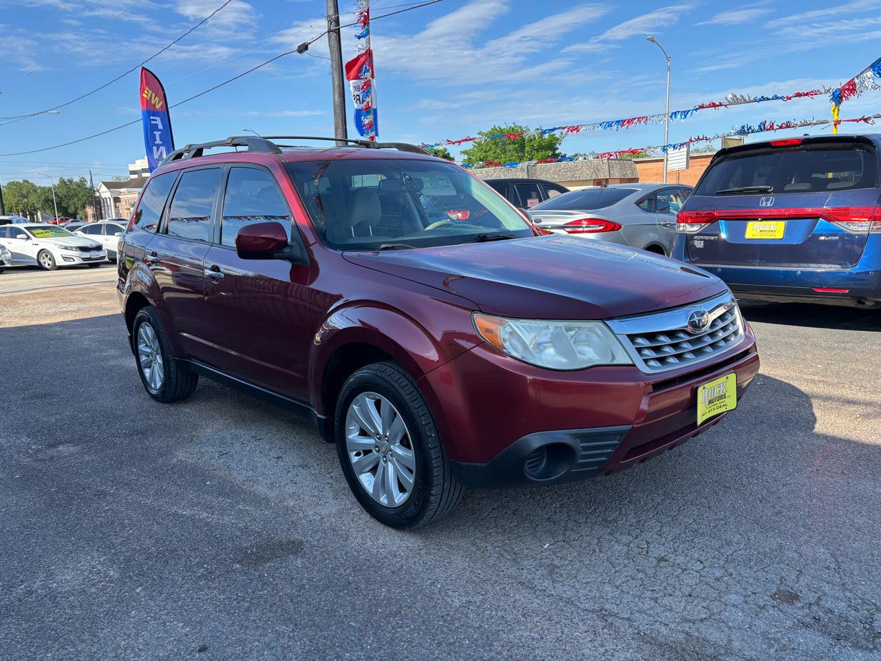 Subaru Forester 4dr Auto 2.5X Premium 2011