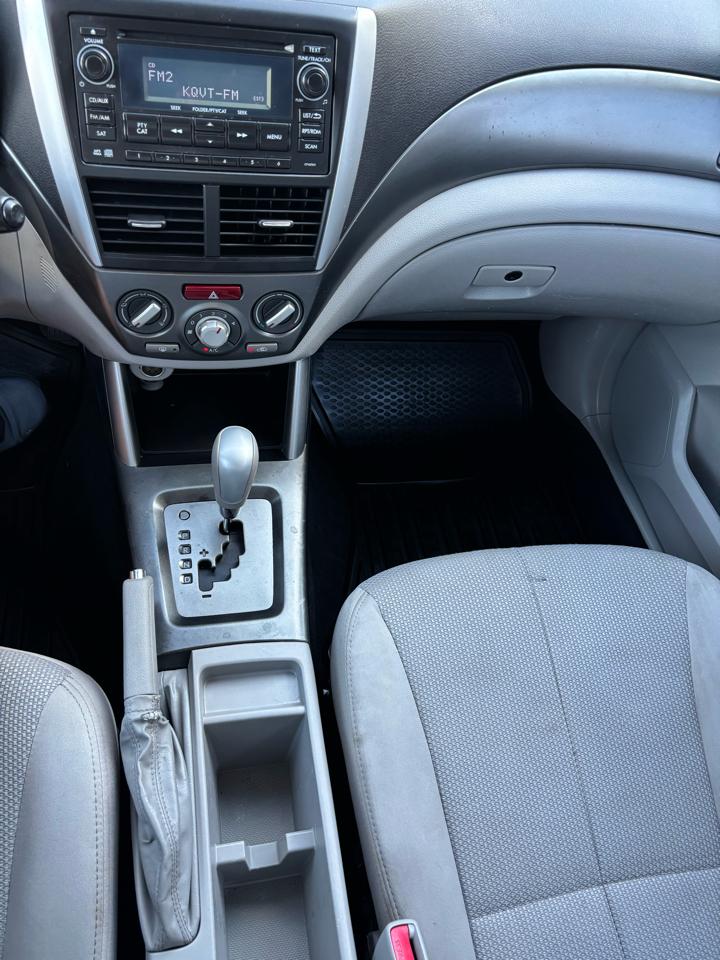 Subaru Forester 4dr Auto 2.5X Premium 2011