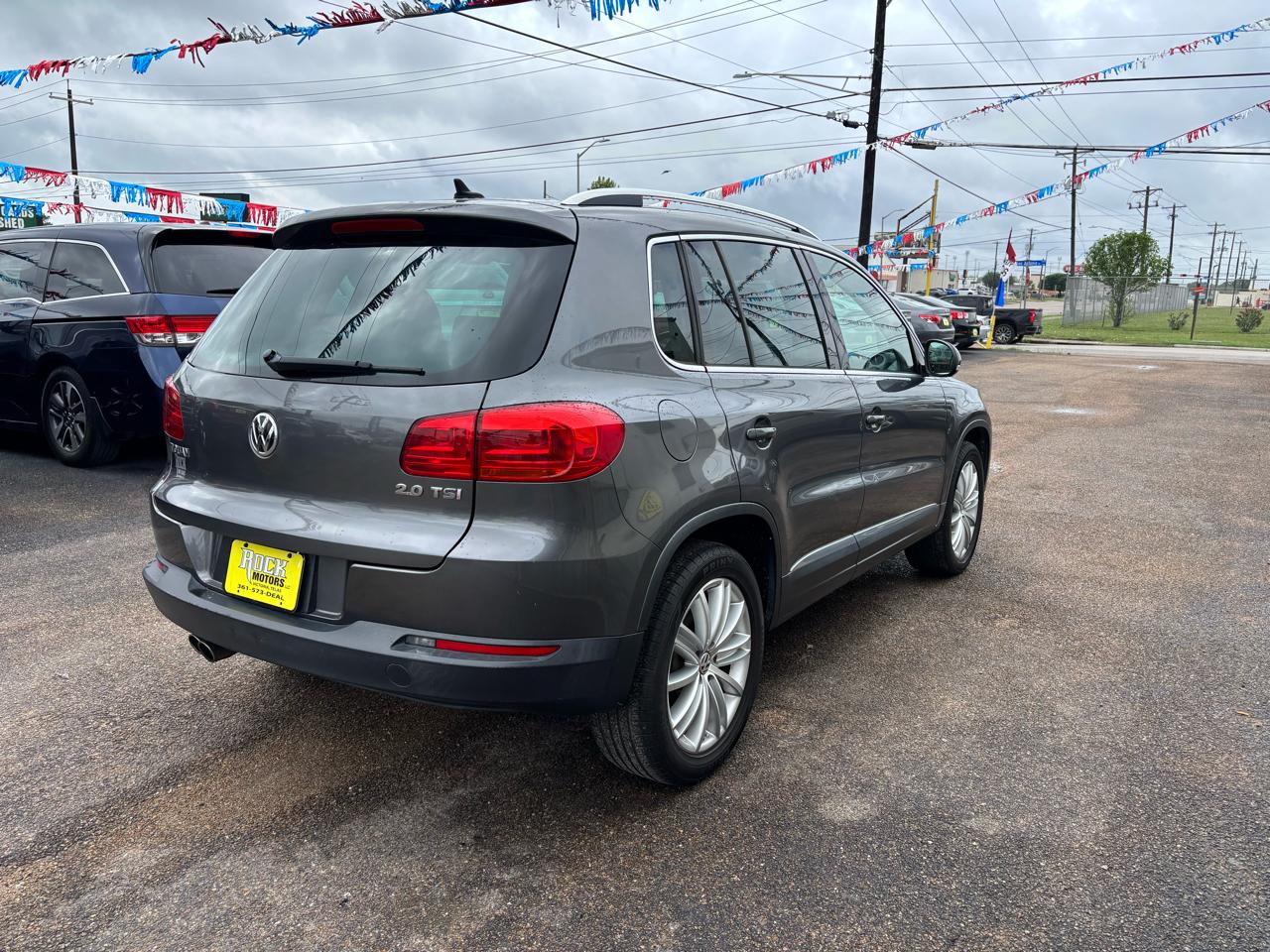 Volkswagen Tiguan 2WD 4dr Auto S 2013