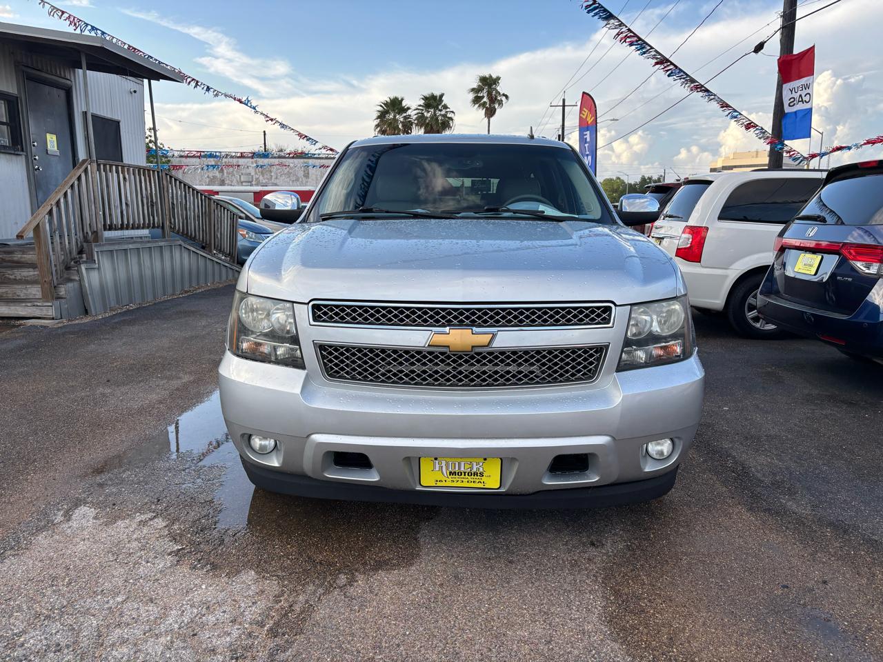 Chevrolet Suburban 2WD 4dr 1500 LTZ 2012