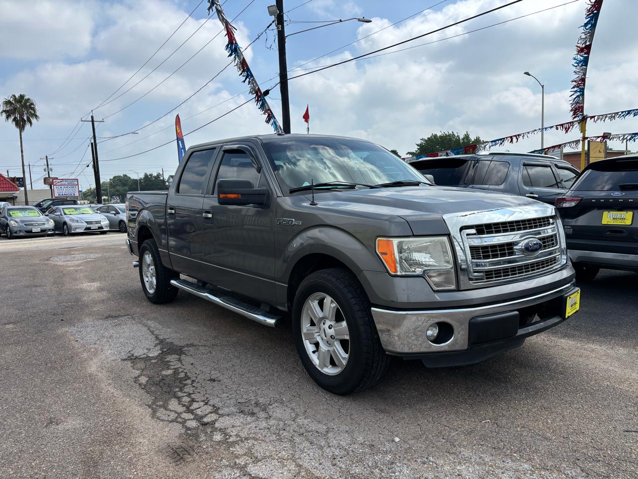 Ford F-150 2WD SuperCrew 145" XLT 2013