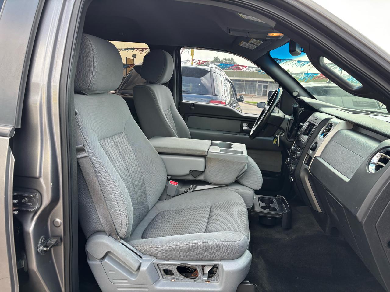 Ford F-150 2WD SuperCrew 145" XLT 2013