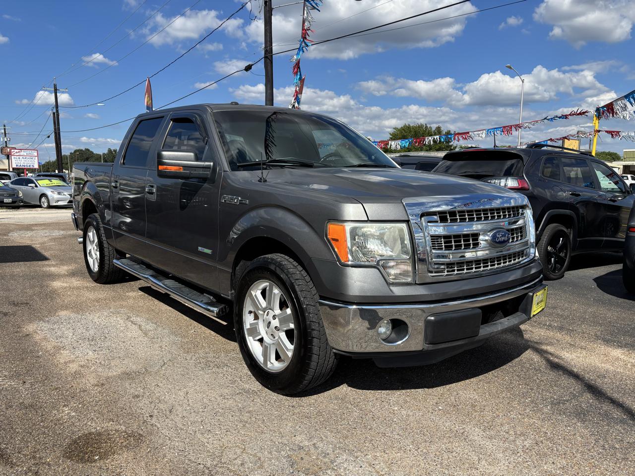 Ford F-150 2WD SuperCrew 145" XLT 2013