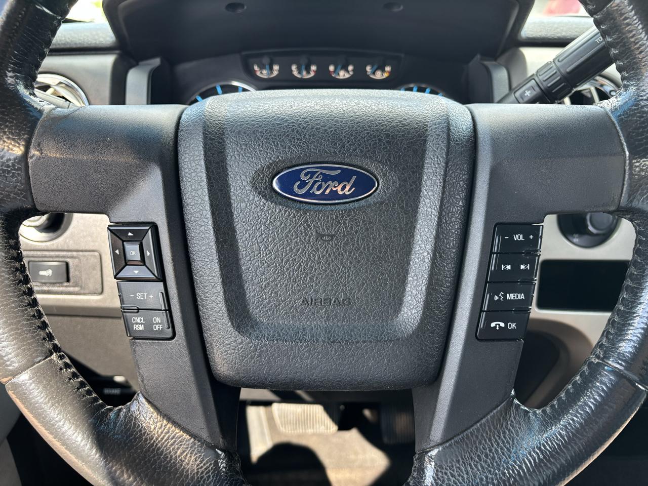 Ford F-150 2WD SuperCrew 145" XLT 2013