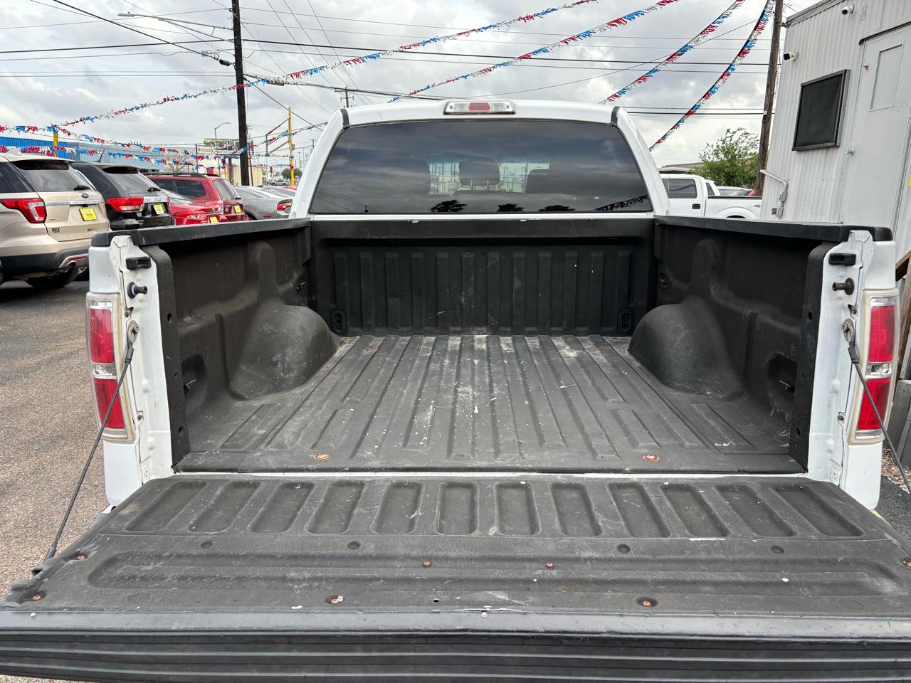 Ford F-150 2WD SuperCrew 145" XL 2014